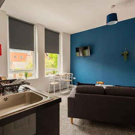 Legion House Two Apartment